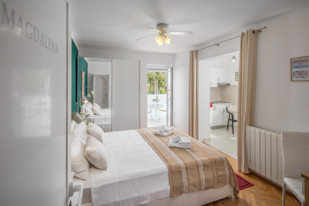 Apartments Villa Katana Πόρετς Εξωτερικό φωτογραφία