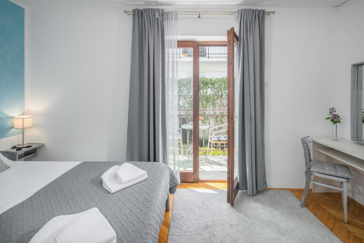 Apartments Villa Katana Πόρετς Εξωτερικό φωτογραφία
