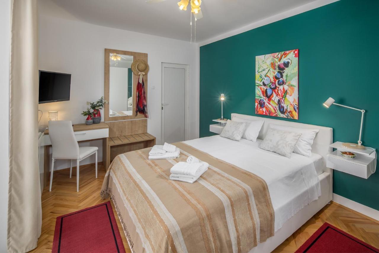 Apartments Villa Katana Πόρετς Εξωτερικό φωτογραφία